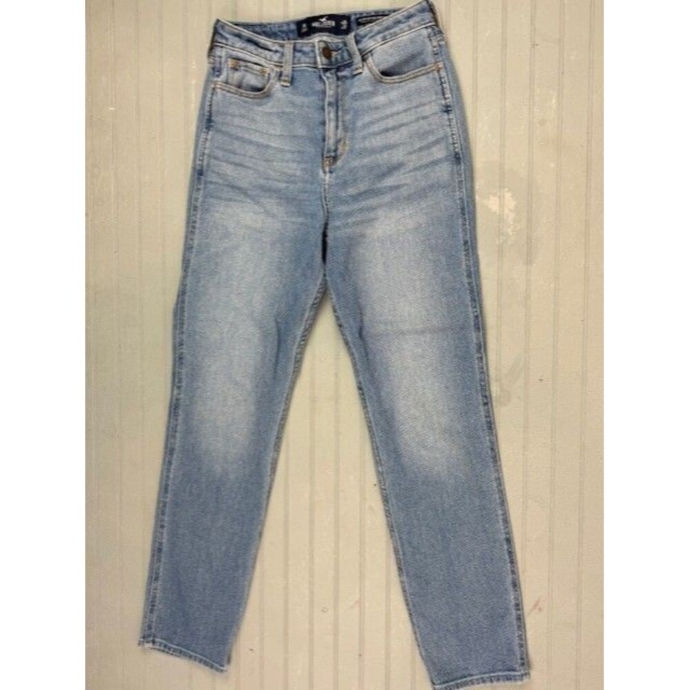 Hollister Size 1 Womens Jeans Ultra High Rise Mom Stretch Straight Light Wash